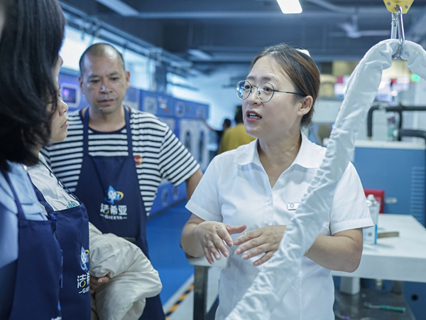 讲解一下品牌干洗店加盟利润从哪里来提升呢？